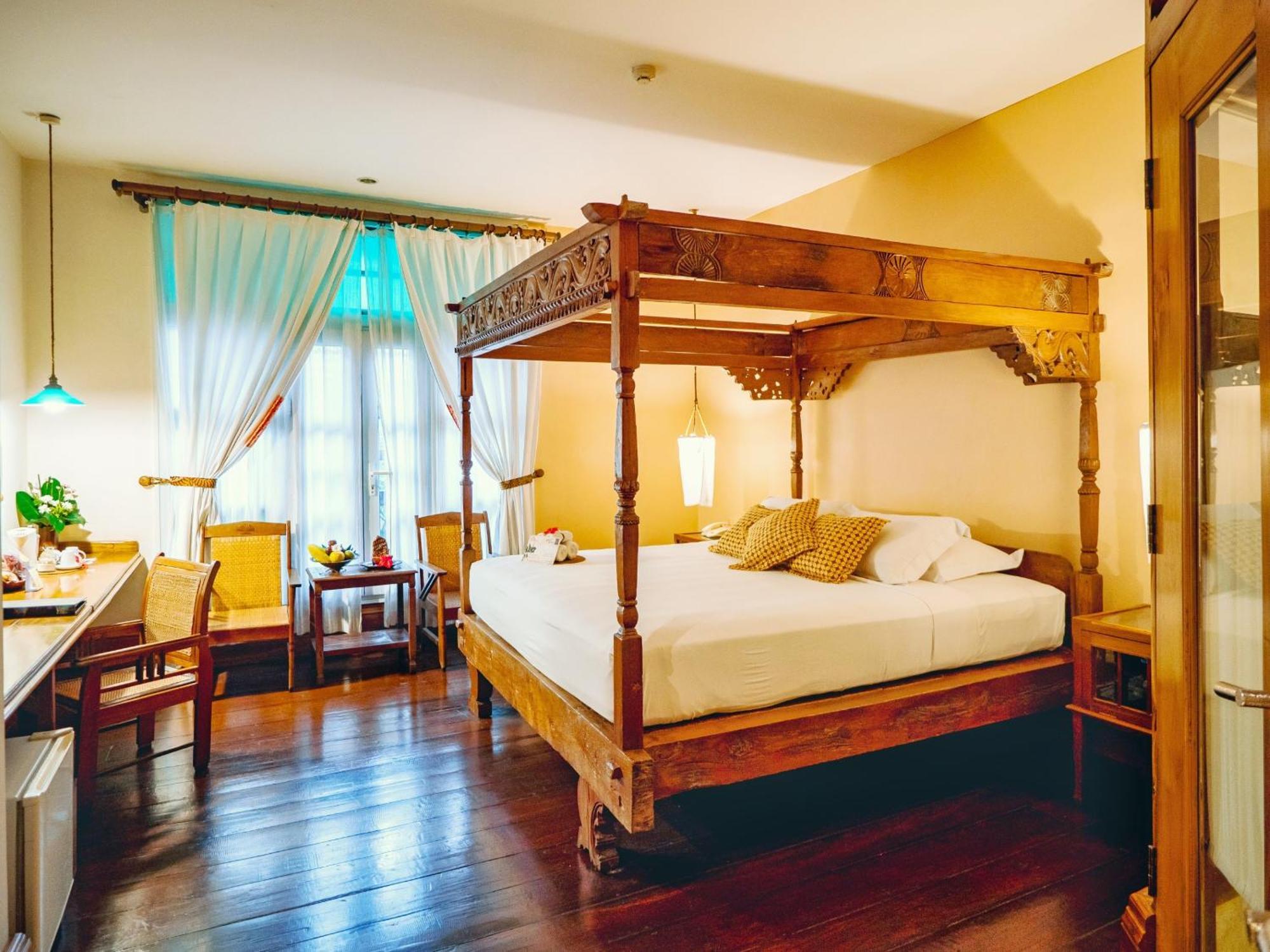 Hotel Tugu Malang Buitenkant foto